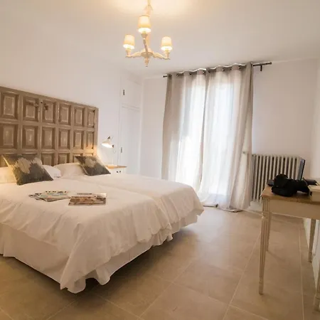 El Ralenco Bed & Breakfast Lecera